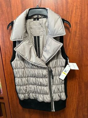 Calvin Klein Women’s Performance Shell Puffer Vest Taupe with Black Stripes NWT